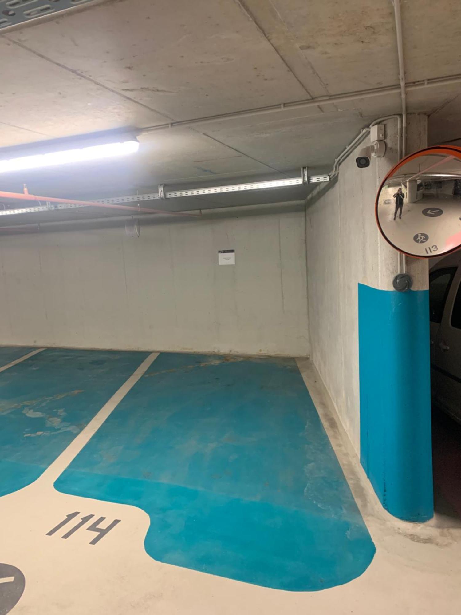 Apartment Filotimo Omega 2bdr Free Parking Sarajevo